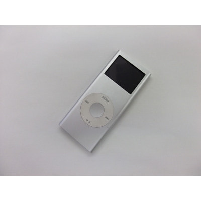 第2世代】iPod nano 2GB MA477J/A シルバー|中古オーディオ格安販売の